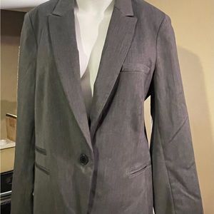 Grey size 16 one button attention blazer with shoulder pads
#office #bosslady